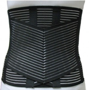 Corsetto steccato con tiranti incrociati